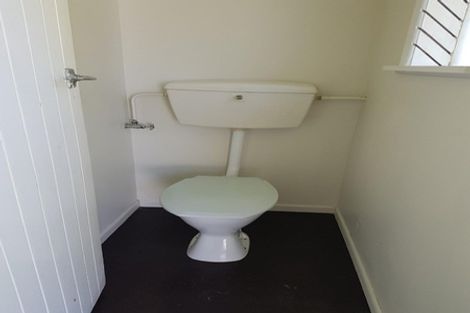 Photo of property in 20 Chippendale Crescent, Birkdale, Auckland, 0626