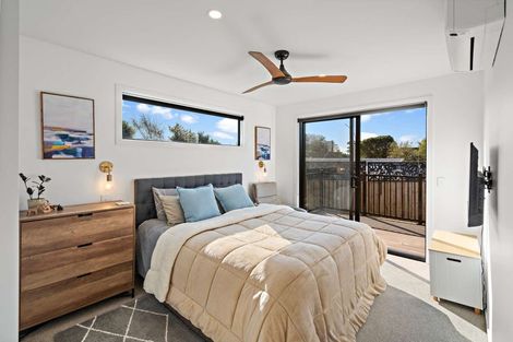 Photo of property in 5 Beach Crescent, Waikuku Beach, 7473