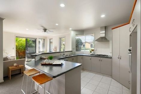 Photo of property in 58 Gibson Place, Papamoa Beach, Papamoa, 3118