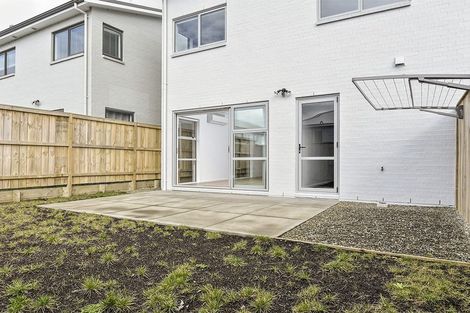Photo of property in 29 Samuel Cassidy Avenue, Swanson, Auckland, 0614