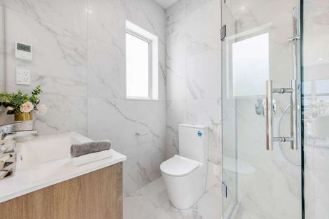 Photo of property in 25 Reserva Crescent, Kumeu, 0810