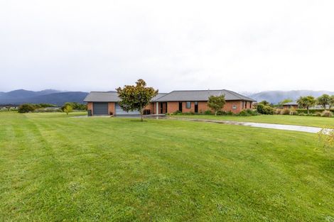 Photo of property in 28 Pukutahi Drive, Te Anau, 9600