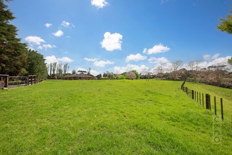 Photo of property in 16 Fletcher Road, Waimauku, 0881