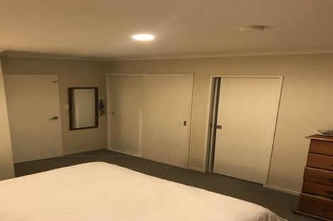 Photo of property in 26 Hewlett Road, Massey, Auckland, 0614