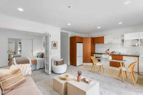 Photo of property in 2c/7-11 Bute Road, Browns Bay, Auckland, 0630