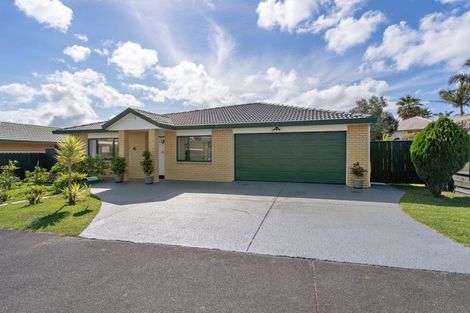 Photo of property in 42 Bellville Drive, Clendon Park, Auckland, 2103