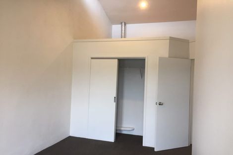 Photo of property in 10 Captain Scott Road, Glen Eden, Auckland, 0602