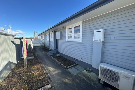 Photo of property in 41 Karaka Crescent, Levin, 5510