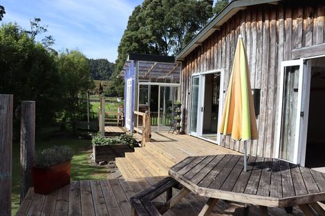 Photo of property in 1653 Mokau Road, Uruti, Urenui, 4379