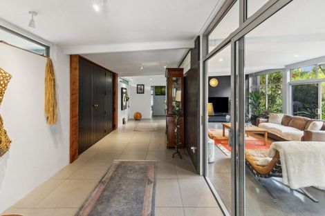 Photo of property in 30 Wiroa Road, Kerikeri, 0293