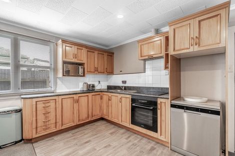 Photo of property in 8 Robertson Street, Richmond, Invercargill, 9810