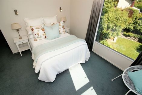 Photo of property in 35 Oakford Close, Riccarton, Christchurch, 8011