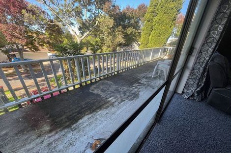 Photo of property in 6b Flamingo Court, Goodwood Heights, Auckland, 2105