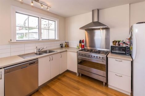 Photo of property in 37 Harewood Road, Papanui, Christchurch, 8053