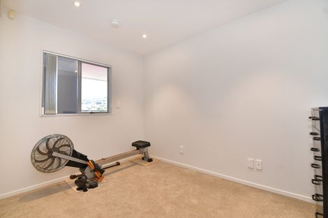 Photo of property in 304/252 Centreway Road, Orewa, 0931