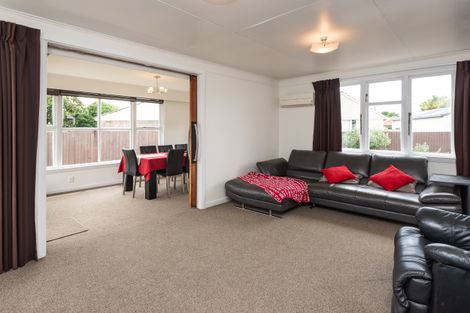 Photo of property in 9 Bronwyn Street, Mairehau, Christchurch, 8052
