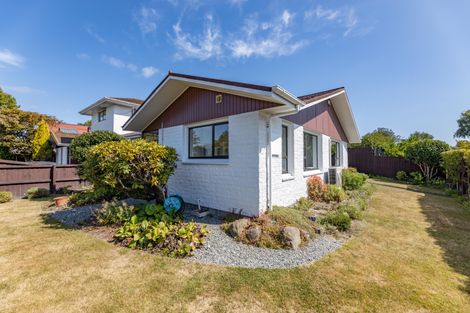 Photo of property in 1/1 Rosedale Place, Avonhead, Christchurch, 8042