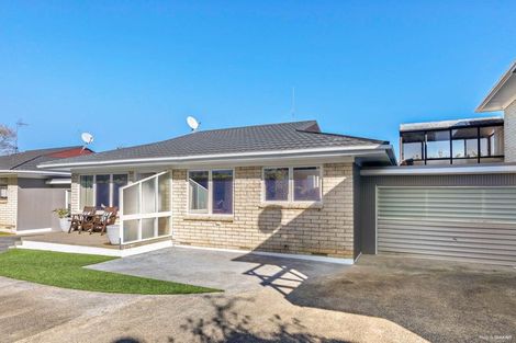 Photo of property in 2/23 Byron Avenue, Takapuna, Auckland, 0622