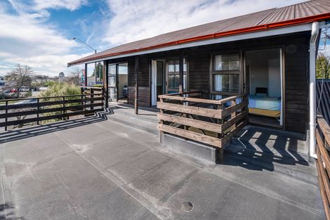 Photo of property in 399 Yaldhurst Road, Russley, Christchurch, 8042