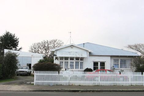 Photo of property in 43 Bourke Street, Palmerston North, 4410