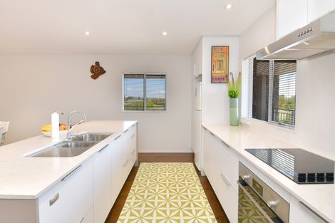 Photo of property in 304/252 Centreway Road, Orewa, 0931