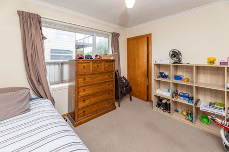 Photo of property in 155 Gayhurst Road, Dallington, Christchurch, 8061