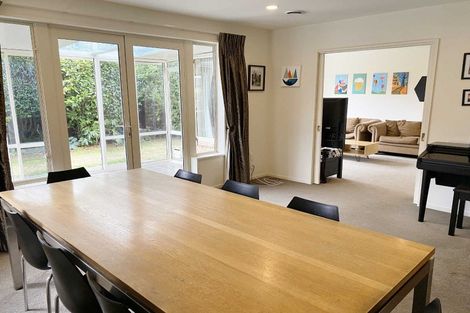 Photo of property in 2/37 Avonhead Road, Avonhead, Christchurch, 8042