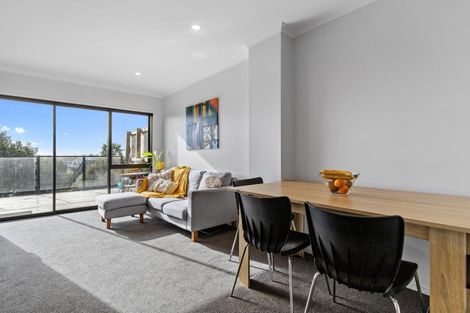 Photo of property in 9/14 Ruakiwi Road, Hamilton Lake, Hamilton, 3204