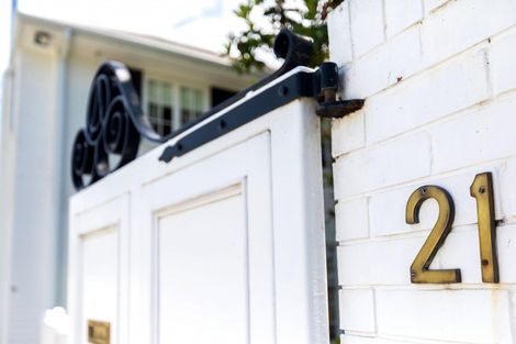 Photo of property in 21 Circuit Street, Merivale, Christchurch, 8052