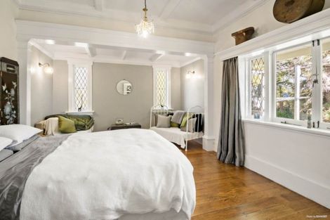 Photo of property in 250 Titirangi Road, Titirangi, Auckland, 0604