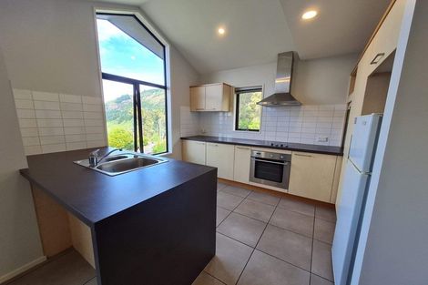 Photo of property in Arno Apartment, 5/8 Mckerrow Place, Sunshine Bay, Queenstown, 9300