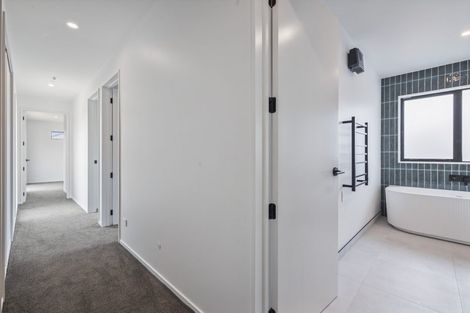 Photo of property in 16 Herridge Street, Woodend, 7691