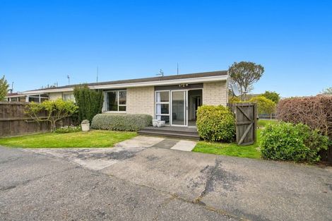 Photo of property in 4/122 Middlepark Road, Sockburn, Christchurch, 8042