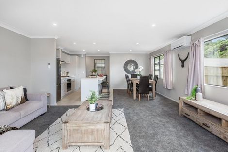 Photo of property in 27 Moonsail Drive, Whitby, Porirua, 5024