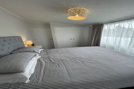 Photo of property in 12 Fresil Lane, Massey, Auckland, 0614