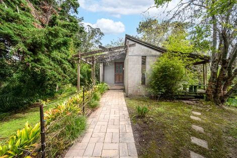 Photo of property in 15 Fenton Terrace, Cockle Bay, Auckland, 2014