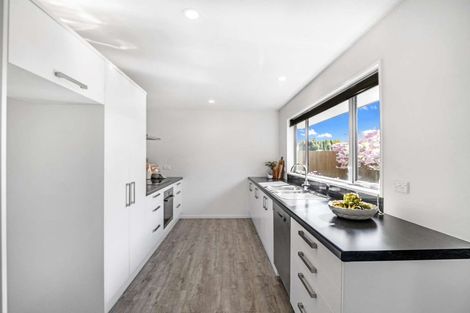 Photo of property in 14 Saint Adela Place, Woolston, Christchurch, 8062