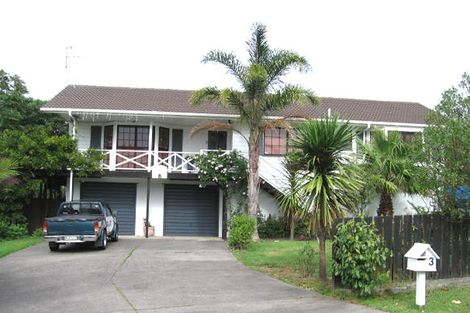Photo of property in 3 Juneau Place, Glendene, Auckland, 0602