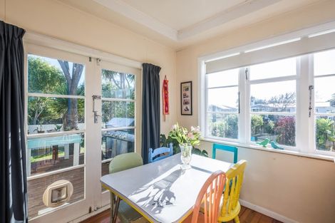 Photo of property in 35 Kiharoa Street, Otaki Beach, Otaki, 5512