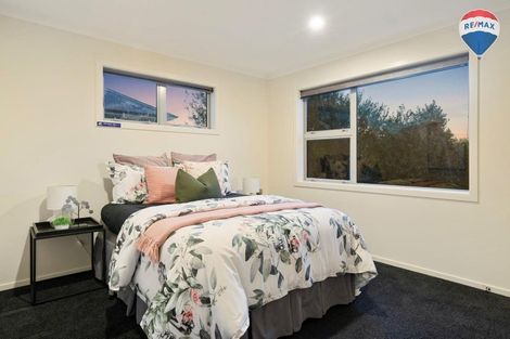 Photo of property in 137 Endeavour Drive, Whitby, Porirua, 5024