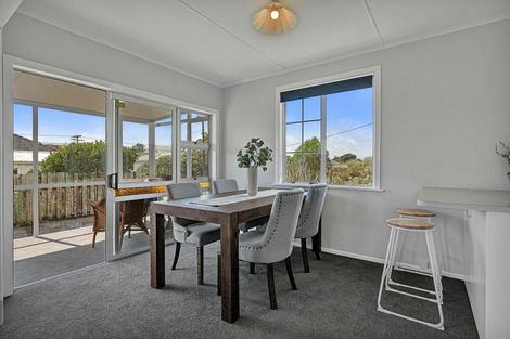 Photo of property in 14a Trafalgar Street, Westown, New Plymouth, 4310