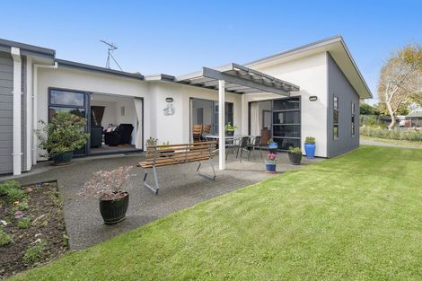 Photo of property in 12 Maggie Place, Ohauiti, Tauranga, 3112