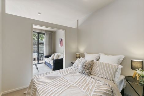 Photo of property in Atrium Towers, 1q/154 The Terrace, Wellington Central, Wellington, 6011