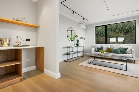 Photo of property in 36 Waitai Close, Long Bay, Auckland, 0630