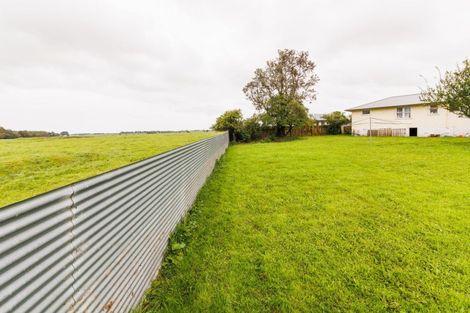 Photo of property in 53 Tararua Terrace, Cloverlea, Palmerston North, 4412