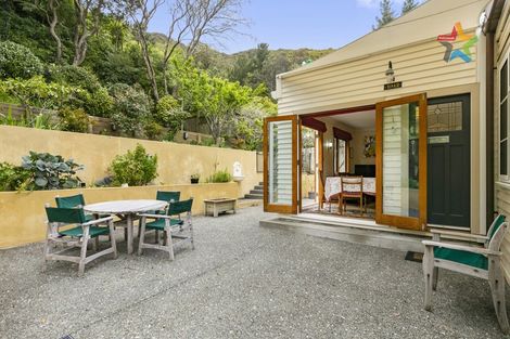 Photo of property in 69 Norton Park Avenue, Fairfield, Lower Hutt, 5011