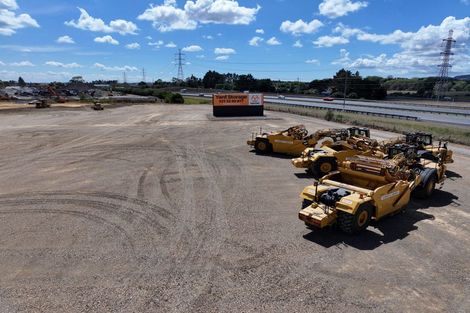 Photo of property in 1159 Great South Road, Runciman, Drury, 2578