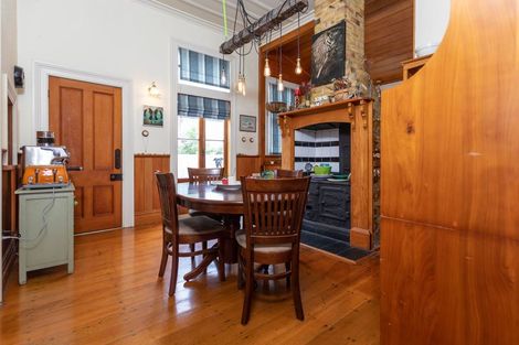 Photo of property in 300 Queen Sh25 Street, Thames, 3500