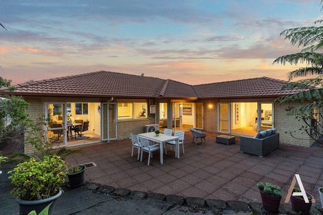 Photo of property in 47 Rathmar Drive, Manurewa, Auckland, 2105