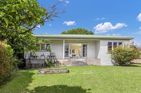 Photo of property in 14 Monyash Road, Manly, Whangaparaoa, 0930
